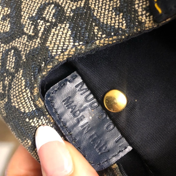 Dior bag - Picture 3 of 8